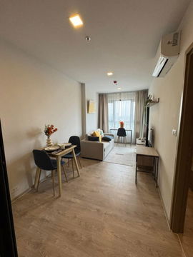 For Rent The base height condo ( 17th floor )