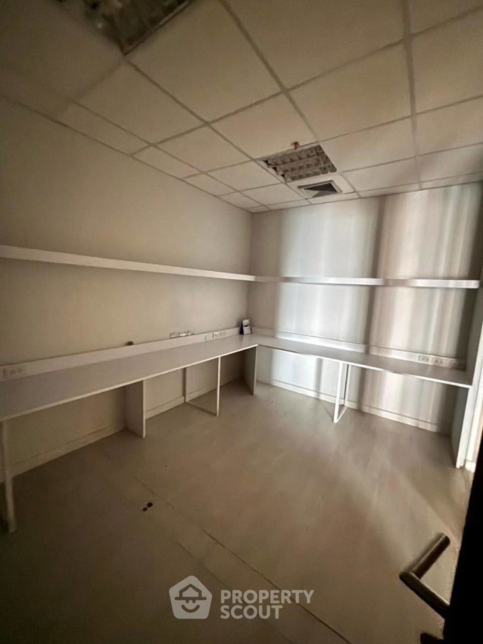 picture 4-BR Condo at Central City East Tower in Bang Na Nuea (ID 1908445) - 6/18
