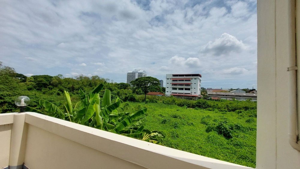 picture Urgent sale, townhouse, Warathorn Ville, Soi Phatthanakan 44 ** 5 million baht ** Buy a house and have hundreds of thousands left (N.889) - 14/22