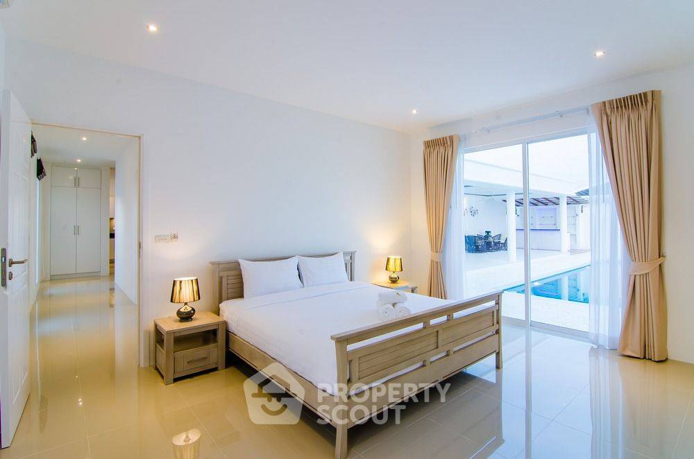 picture 4-BR House at Falcon Hill in Nong Kae (ID 2229617) - 19/20