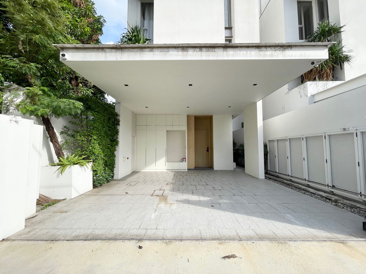 รูป บ้านเดี่ยว 4.5 ชั้น พร้อมสระว่ายน้ำ & Rooftop โครงการหรู Signature W ทำเลหลัง The Nine เพียงแค่ 300 เมตร ใกล้ ทางด่วน พระราม 9 และ มอเตอร์เวย์ - รูปที่ 3/53