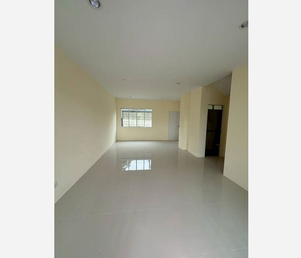 picture Call : 091-704-9777 Como Vibhavadi 94/54, width 5.8 meters, area 21.3 sq.wa, 3 Bedrooms, 3 Bathrooms, 1 storage room - 4/12