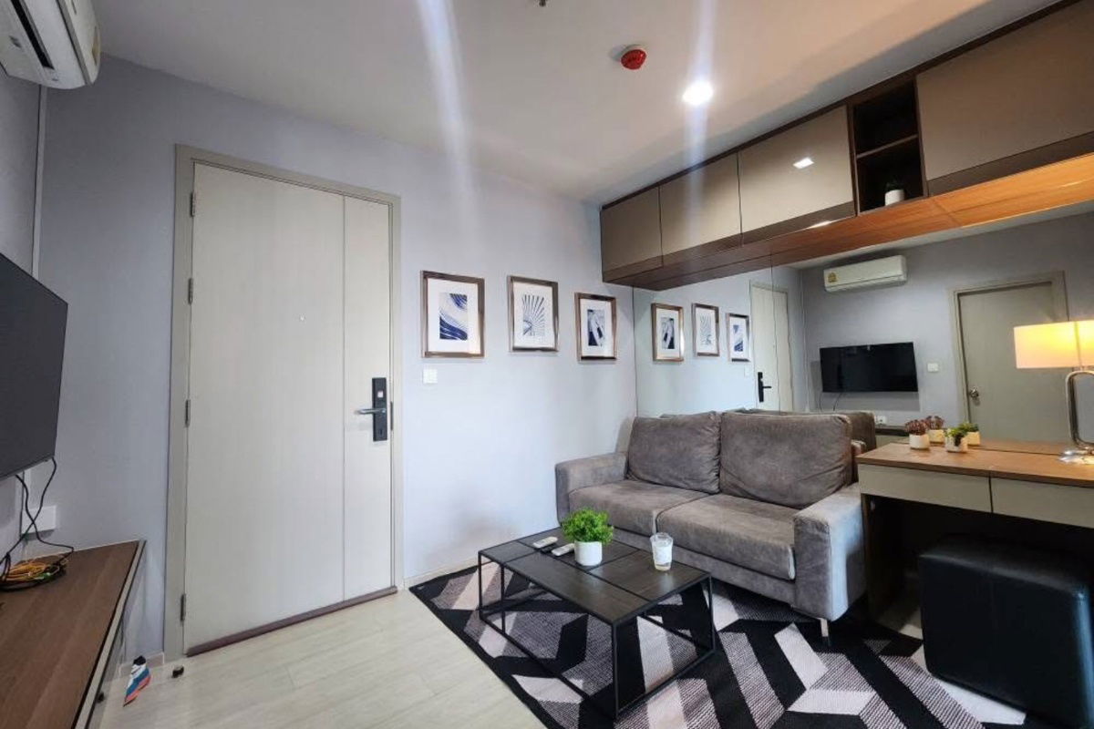 picture Life Sukhumvit                     48  - 6/10