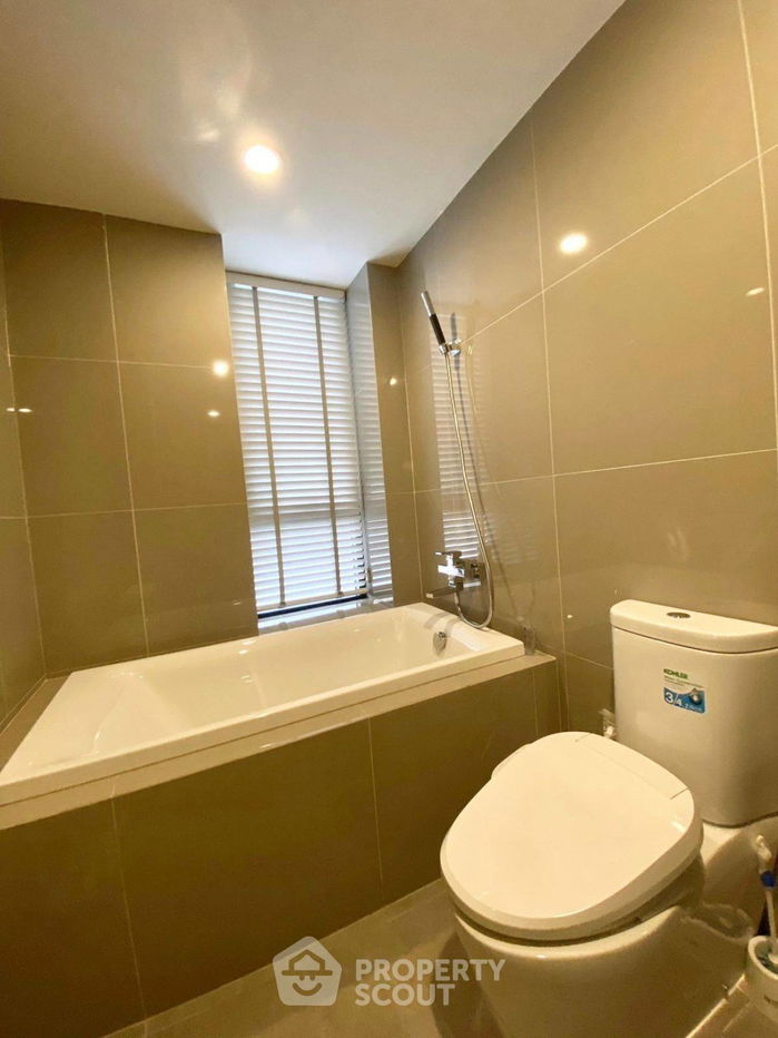 picture 2-BR Condo at Ideo Mobi Asoke near MRT Phetchaburi (ID 1827429) - 11/17
