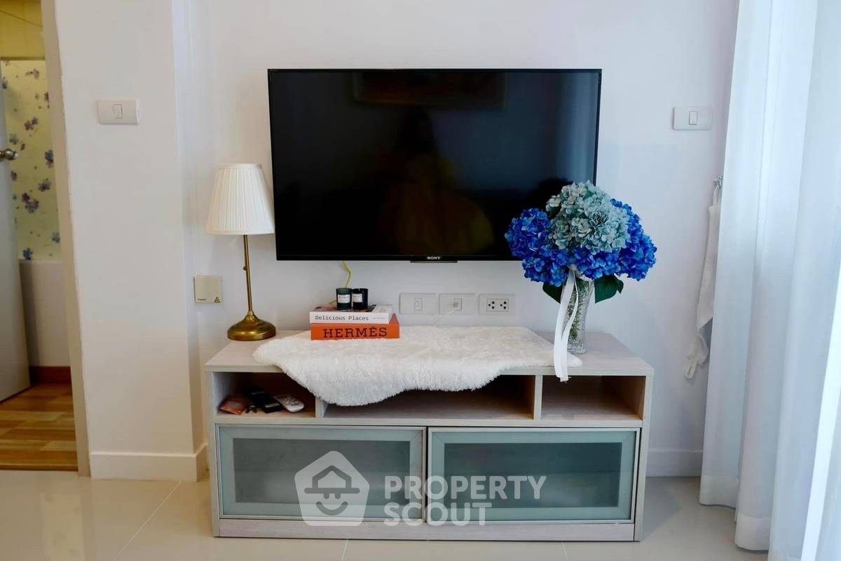 picture 1-BR Condo at Ideo Ratchada-Huaikwang near MRT Huai Khwang (ID 1755173) - 3/6