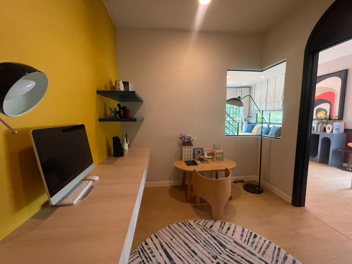 รูป (ขายบ้านตัวอย่าง) 🏡  พร้อมเข้าอยู่!! l  ใกล้ Central Westville  และทางด่วนศรีรัช* 15 นาที - รูปที่ 9/20
