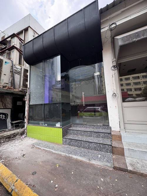 picture Small space for rent, Thonglor 13, good location, suitable for currency exchange or other businesses (N.1605) - 2/3