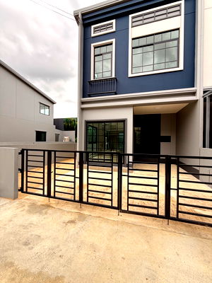 ขายทาวน์โฮม : 🏡ขายบ้านใหม่ (แปลงมุม)  ฟรี!! ค่าโอน 📍สิริ เพลส ราชพฤกษ์ - นครอินทร์ เลขที่ 299/129