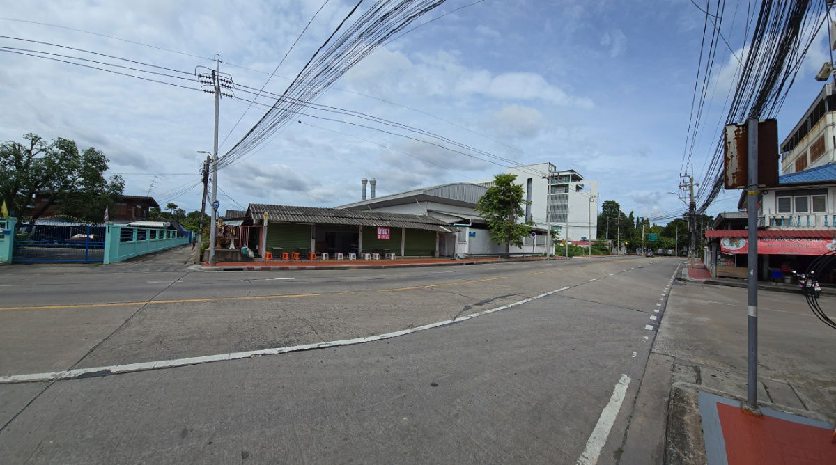 รูป ให้เช่า ห้องร้านค้า 4 ห้อง ติดถนนใหญ่พร้อมบ้าน 100 ตรว. - รูปที่ 2/8