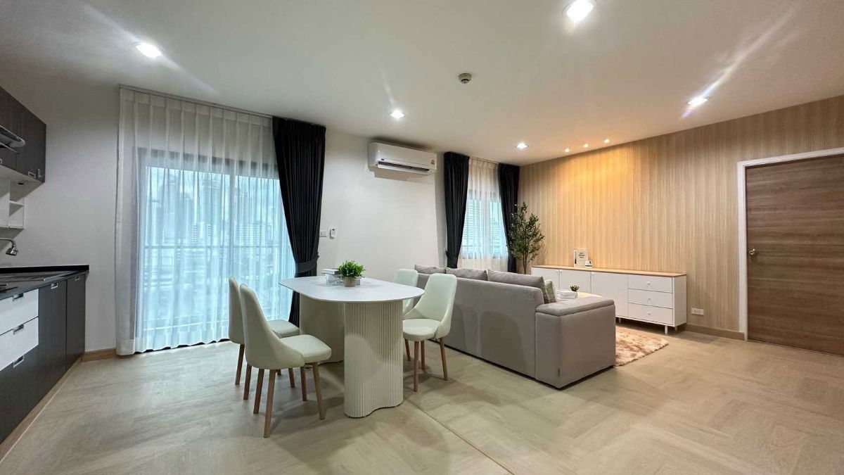 picture Condo for rent Renovation Resident  - 1/6