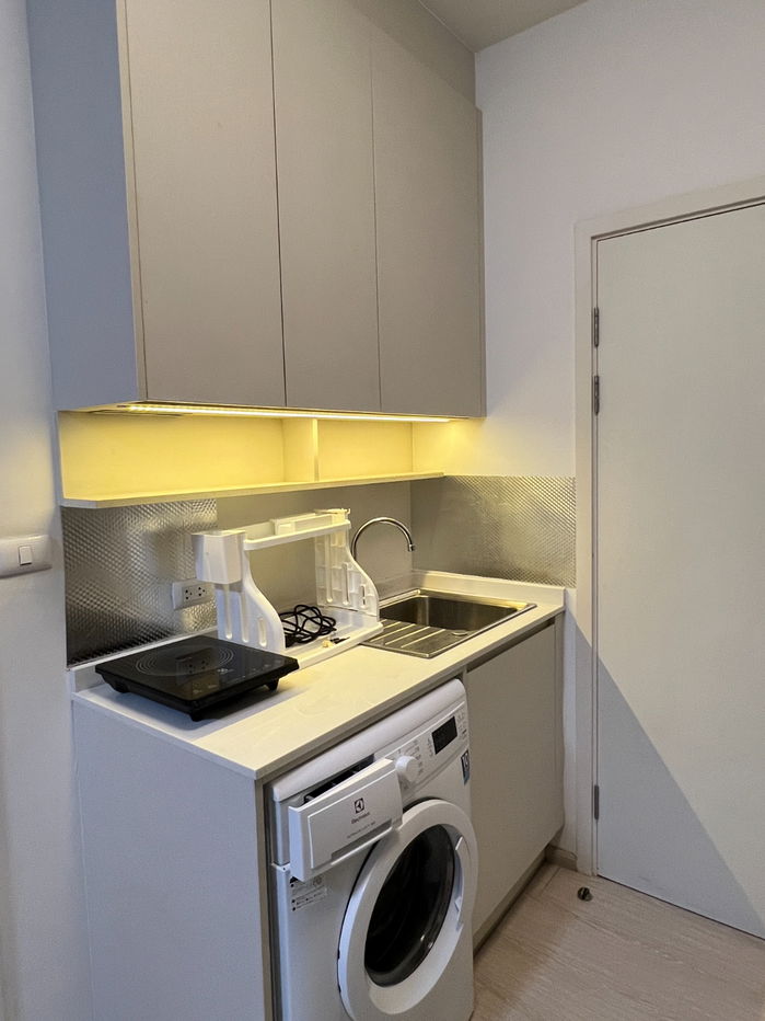 picture  Chapter one Eco Huaikwang - Studio 10,000  Hurry up for booking  - 3/11