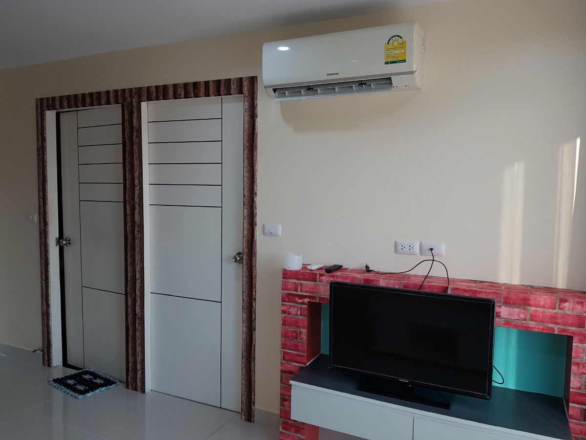รูป The Time Condo คอนโดหลัง ม.เกษตรฯ ศรีราชา ปล่อยเช่า - รูปที่ 1/8