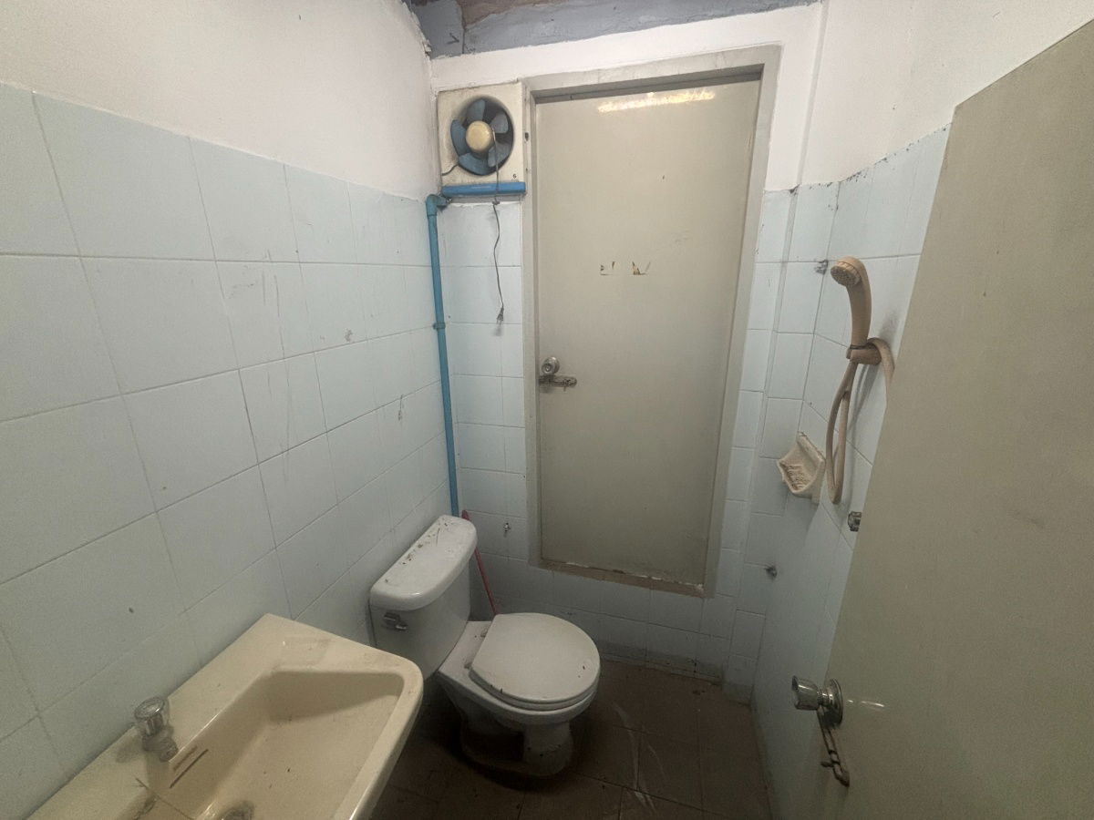 picture 2-Storey Detached House for Sale (44 sq.wah) – Next to Dhurakij Pundit University - 14/15