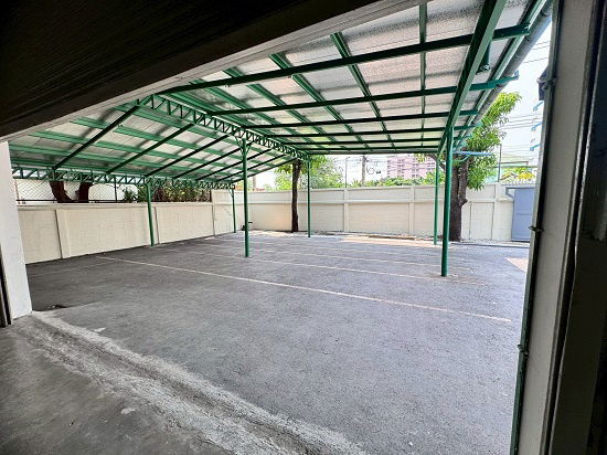 picture Warehouse for rent, Soi On Nut 66, with large office, 1400 sq m., very wide road, 100% excellent condition (N.1633) - 2/8
