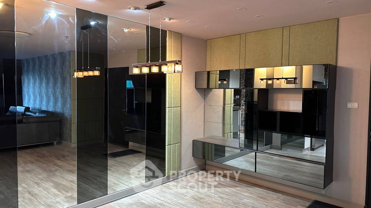 picture 2-BR Condo at Belle Grand Rama 9 near MRT Phra Ram 9 (ID 1575334) - 4/26