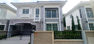Houses for rent : For Rent: Single House 4 bedrooms, 3 bathroomsGolden Neo Chaengwattana - Muang Thong Thani
