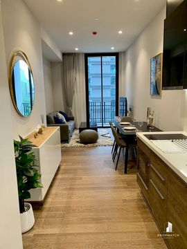 ✨ Flash Deal ✨Muniq Langsuan ( 1Bed1Bath52SQM.)พร้อมอยู่ !! เพียง 62,000บาทต่อเดือน Tel.0981315848 @propmatch2