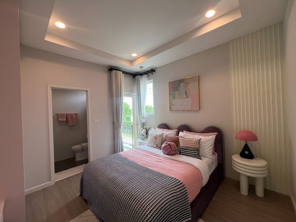 picture 🏡 New House for Sale: Spacious Twin House with 4 Bedrooms and 4 Bathrooms Anasiri Pinklao-Kanchana Project - 10/14