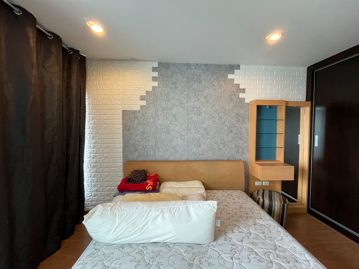 picture Bridge Phaholyothin37. 2bed 68sq.m. Line id: @pfagent - 7/17