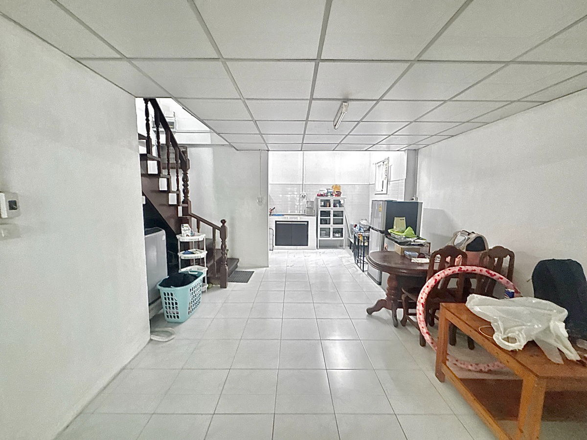 picture For Sale! 2-Storey Townhouse with Tenant and Furniture – Immediate Income!  Near Suvarnabhumi Airport, Lat Krabang - 6/15