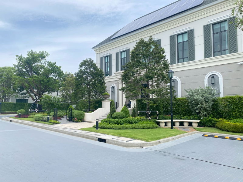 ขายบ้านเดี่ยว : ✨✨บ้านแต่งครบ พร้อมเฟอร์นิเจอร์ + เครื่องใช้ไฟฟ้า โครงการเศรษฐสิริ บางนา กม.10