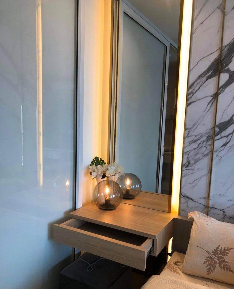 picture Life One Wireless for Rent | Luxury Condo near BTS Ploenchit & Central Embassy - 8/17