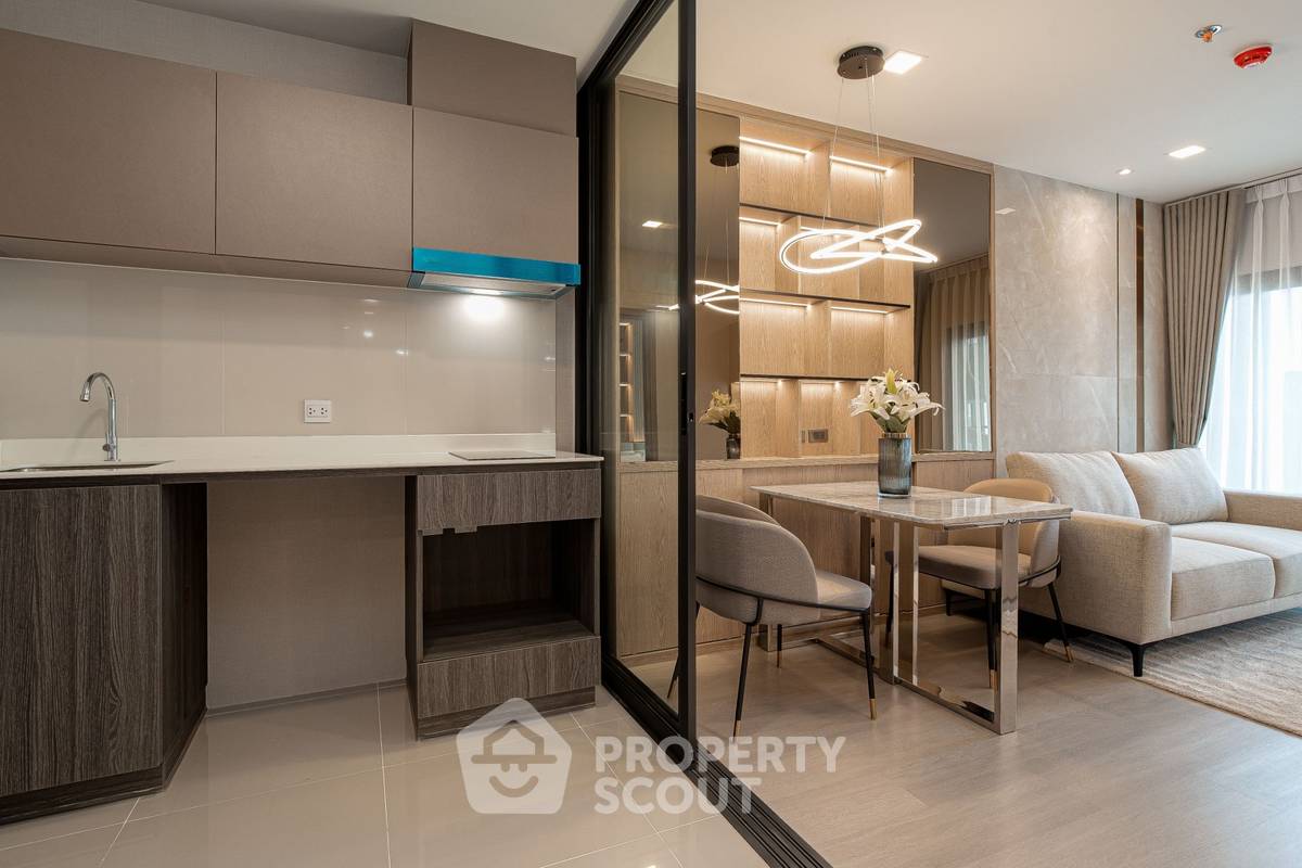 picture 1-BR Condo at Life Phahon-Ladprao near BTS Ha Yaek Lat Phrao (ID 1724810) - 8/19