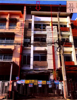 Shophouses for sale Lat Phao 71 : อาคารพาณิชย์ 103.2 square meter Bangkok Lat Phrao Lat Phrao for 6485000 THB