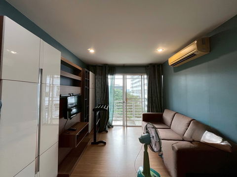 Bridge Phaholyothin37. 2bed 68sq.m. Line id: @pfagent