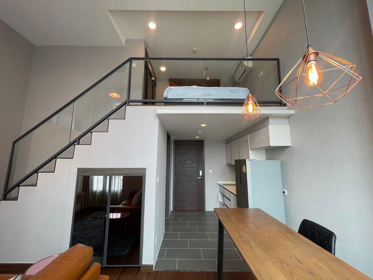 picture Condo C Ekkamai Sukhumvit 63 ⚡ Near BTS Ekkamai, only 2.3 kilometers away ⚡ Interested, contact @best_condo - 3/14