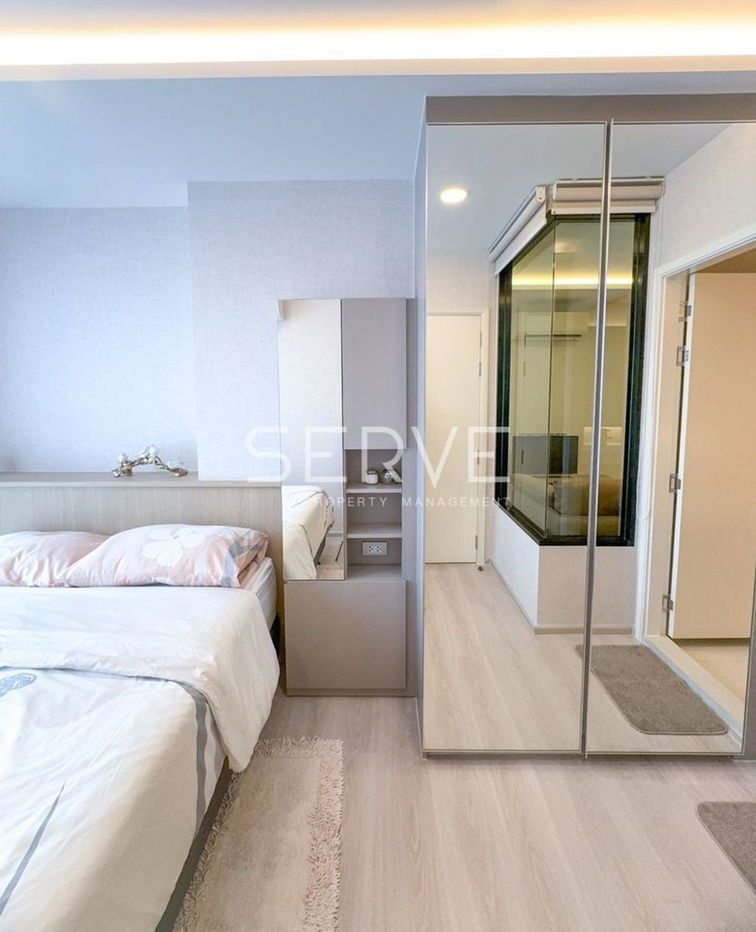 picture 1 Bed with Bathtub 36 sq.m. Large Room Good Location BTS Thong Lo 850 m. and Shuttle Bus to BTS-Vtara Sukhumvit 36 - 4/10