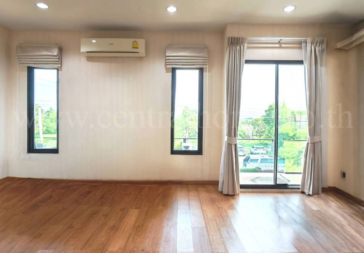 รูป บ้านเดี่ยว เดอะ แกรนด์ ริเวอร์ สุวรรณภูมิ หลังมุม แปลงใหญ่  - รูปที่ 20/21