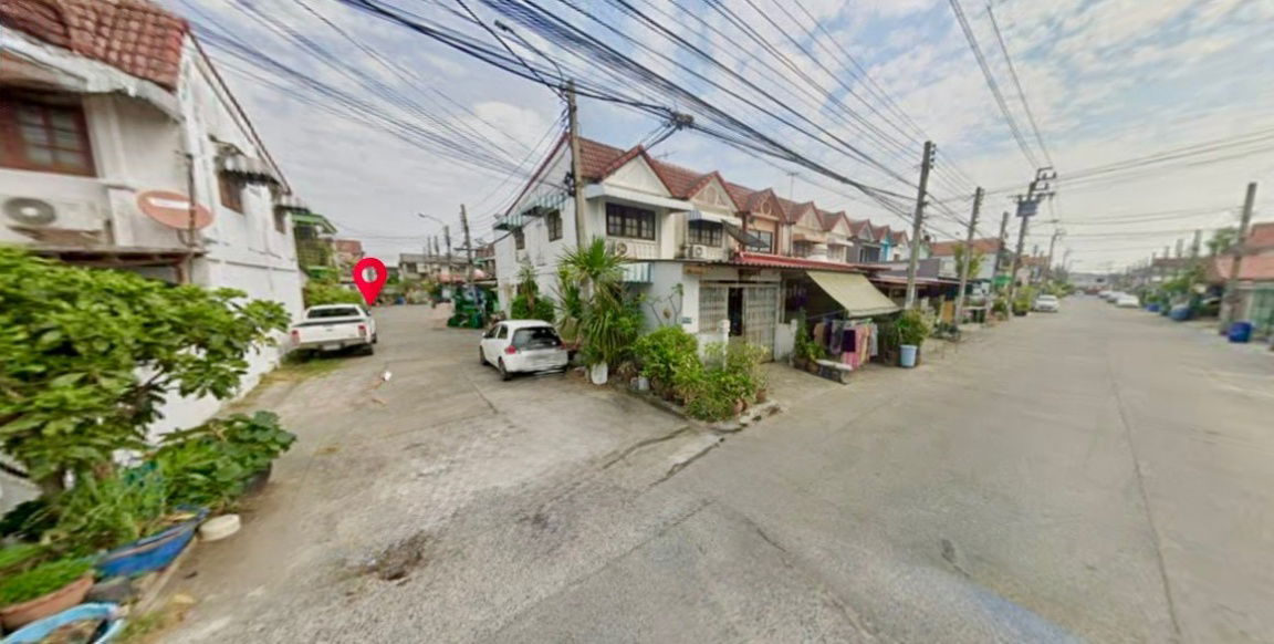 รูป ขายบ้านซอยหทัยราษฏร์ 33 หมู่บ้านร่มทิพย์ (หลังมุม) ** ราคา 1.95 ล้านบาท ** (ค่าโอน50/50) (N.1709) - รูปที่ 5/8