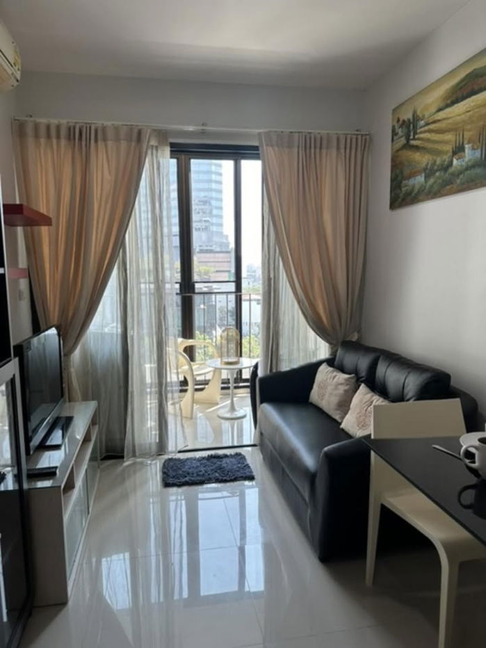 picture Condo for Rent at IDEO Ratchada - Huaykwang (B6807121) - 1/13