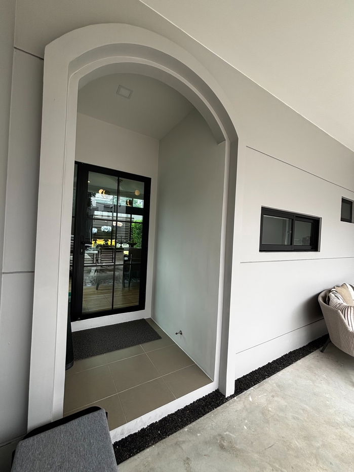 picture 🏠 Fully furnished showhouse townhouse for sale by Sansiri, located in the Pattanakarn area,No. 207/24 - 3/19