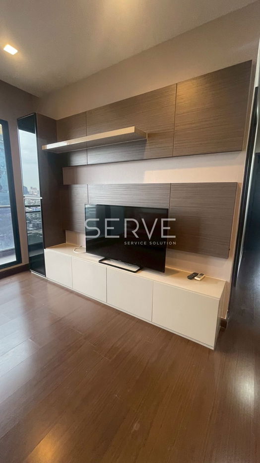รูป Combine 2 Bed Unit For Rent Good Location Close To MRT Thailand Cultural Centre -IVY Ampio - รูปที่ 12/15