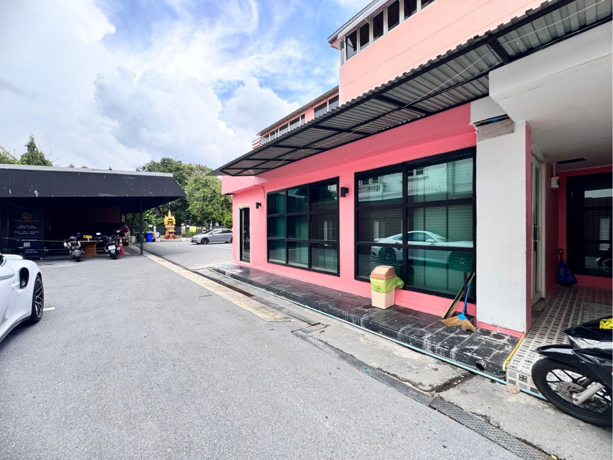 picture Office space for rent Sukhumvit 55 near Starbucks Thonglor (N.1728) - 3/5