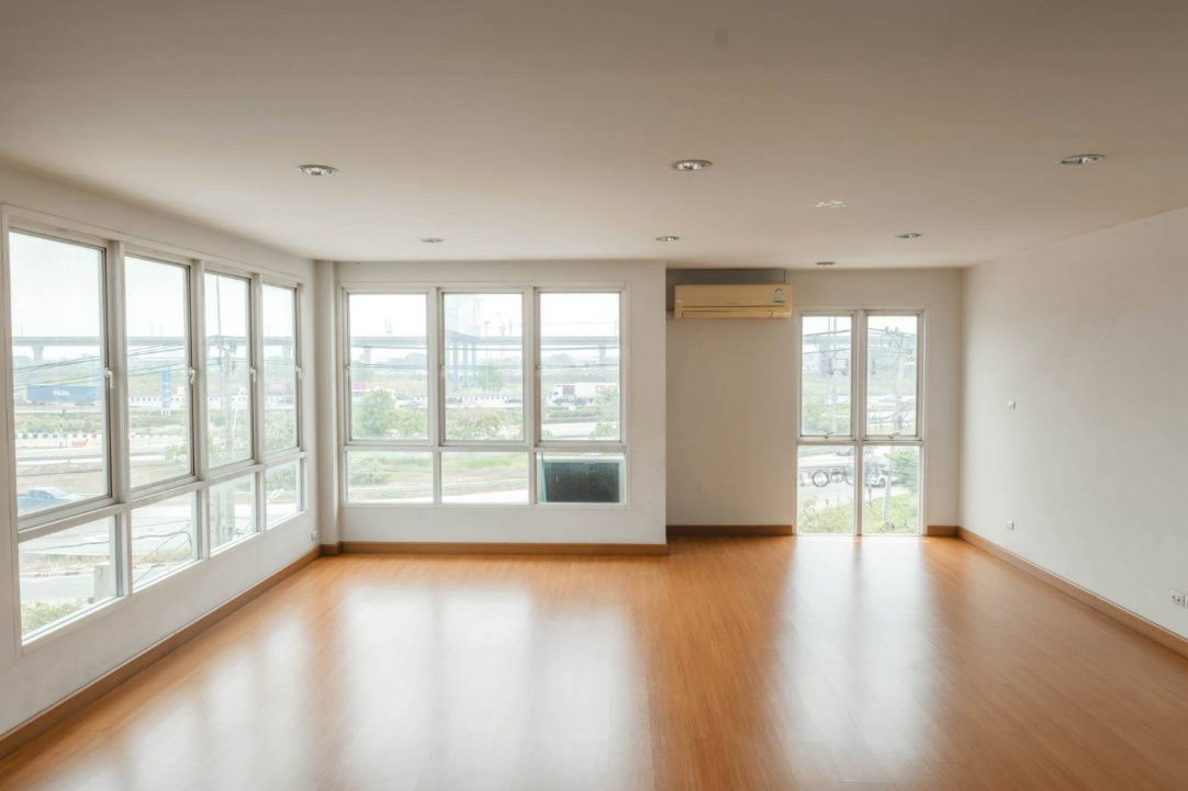 picture Home Office for Rent at Arcadia @ Home, 4-Storey Building, Lat Krabang District, Bangkok. Land Area: 47.4 Sq. Wah. Near Suvarnabhumi Airport. - 12/12