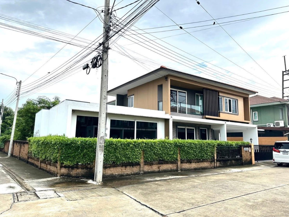 picture P0150 Sale! Golden Village Onnut-Pattanakan - 1/16