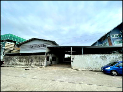 เช่าโรงงาน เขตประเวศ : AW528 ให้เช่าโกดังพร้อมสำนักงาน ขนาด 736 ตรม. เฉลิมพระเกียรติ ร.9 ประเวศ 