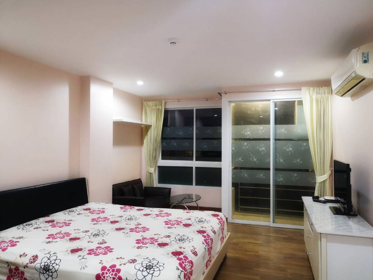 รูป P-39707 ให้เช่า คอนโด พีจี พระราม 9 Rama IX Rd, Huai Khwang, Bangkok พร้อมอยู่ ราคาถูก Line Id @easythaihome 085-592-2897 - รูปที่ 1/6