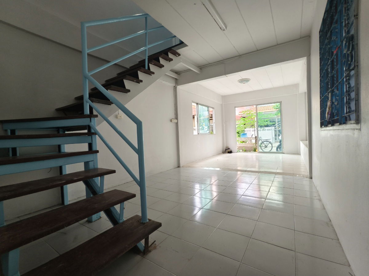 picture Urgent sale! 2-storey detached house, Eua-Athorn Rangsit-Klong 3 project | 2 bedrooms, suitable for both living and investment - 2/16