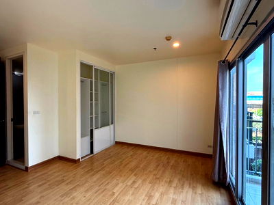 Condos for sale Wongwian Yai : The Parkland Taksin Thapra【𝐒𝐄𝐋𝐋 & 𝐑𝐄𝐍𝐓】🔥This room is decorated in a simple style but every corner is full of joy🔥  Contact Line ID: @hacondo