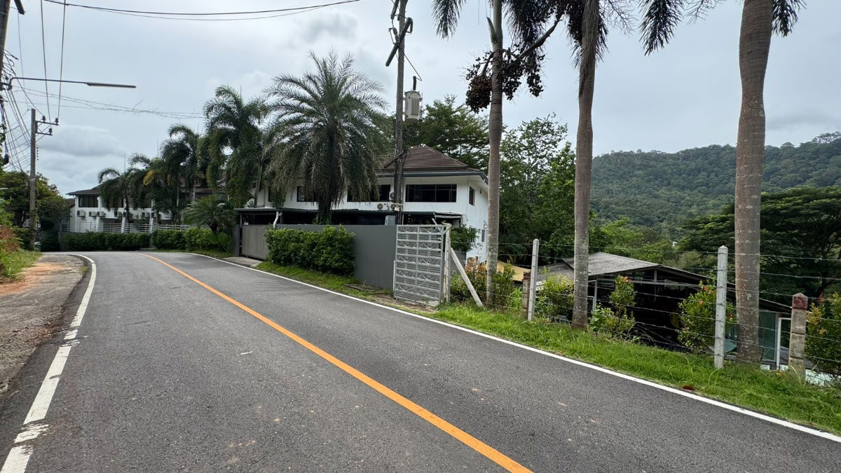 picture For Sale: Ananda Place Resort, Koh Kaew, Mueang District, Phuket Including an additional 1.5 rai of vacant land Total land area: Over 2.5 rai - 25/32