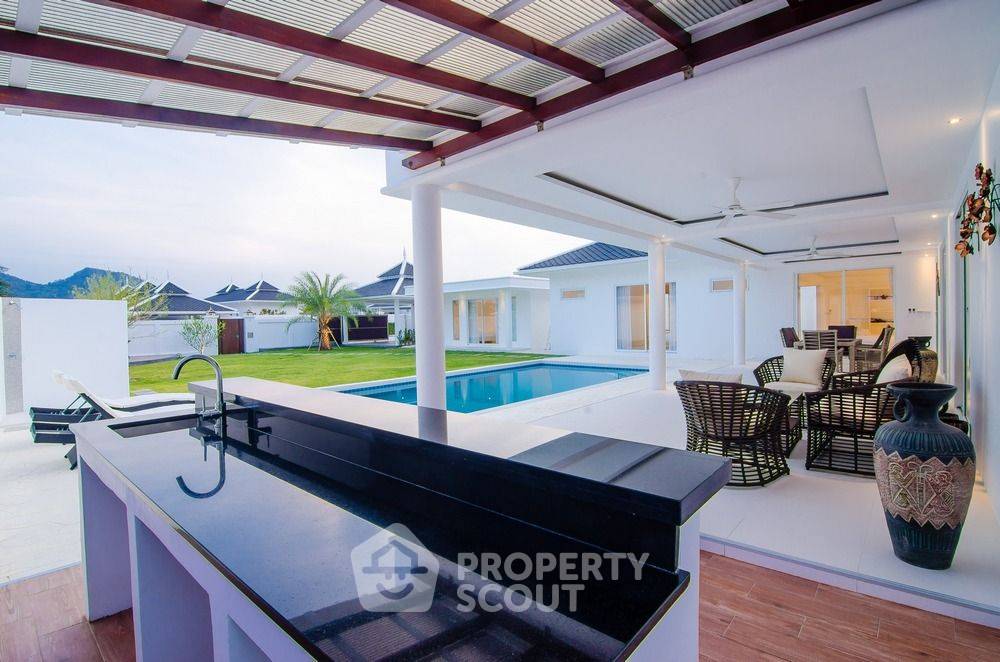 picture 4-BR House at Falcon Hill in Nong Kae (ID 2229617) - 11/20