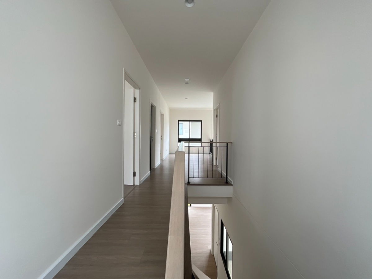 รูป 99/22 บ้านเดี่ยวหรู "ซีรีส์ Urban Farmhouse" สราญสิริ ศาลายา – ปิ่นเกล้า  - รูปที่ 8/21