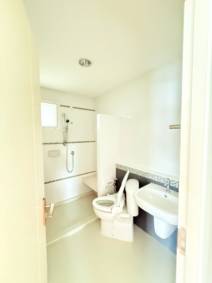 picture ✨ For Rent: Corner Plot Detached House at Chaiyapruk Pinklao–Kanchanaphisek Ready to Move In - 13/31