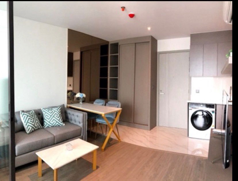 picture Special Price! For rent 1 Bed 1 Bath - Fully furnishe, READY TO MOVE IN - 1/6
