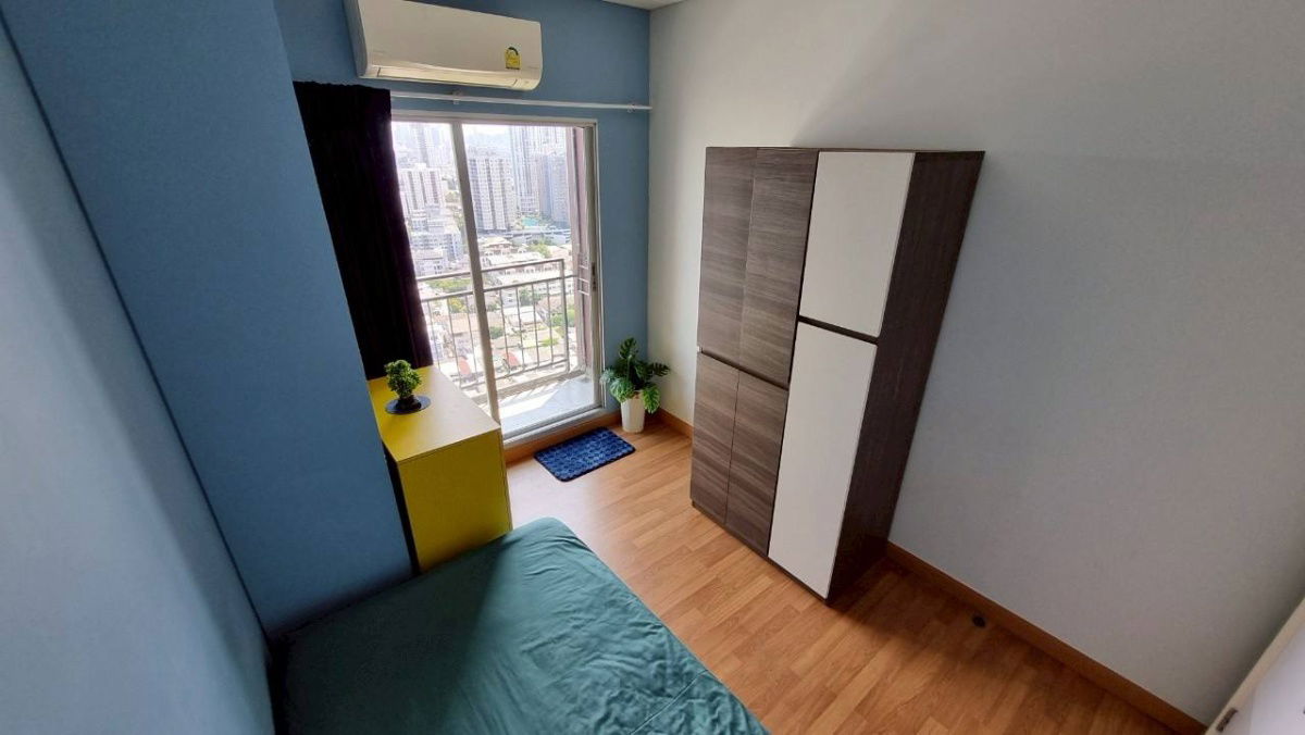 picture Lumpini Place Ratchada-Sathu    28th floor  Size 60.06 sq.m. - 12/25