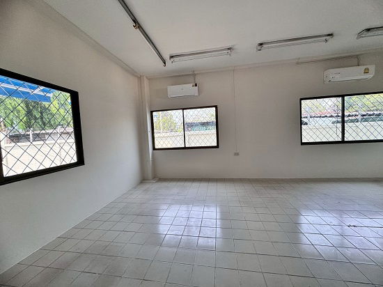 picture Warehouse for rent, Soi On Nut 66, with large office, 1400 sq m., very wide road, 100% excellent condition (N.1633) - 6/8